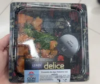 Ensalada alga wakame con salmon