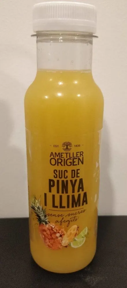 Suc de pinya i llima