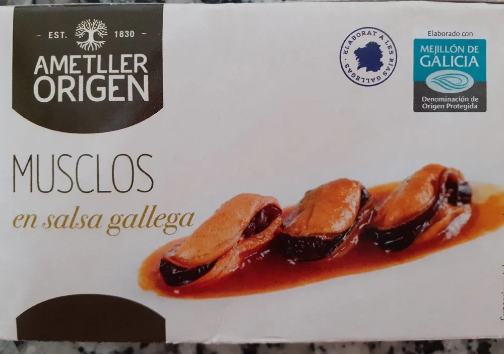 Musclos en salsa gallega