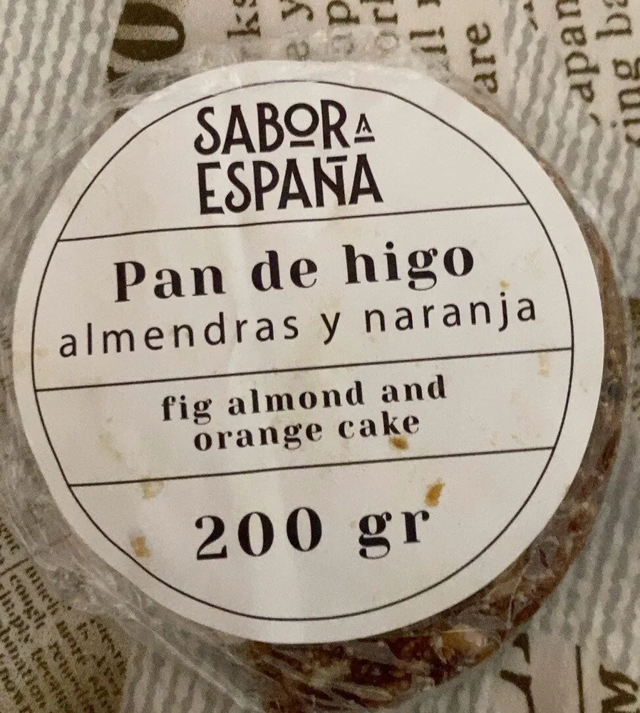 Pan de higo con almendras y naranja