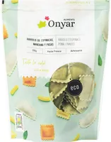 Raviolis de espinacas, manzana y pasas