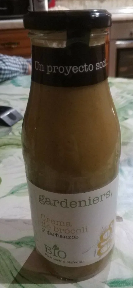 CREMA DE BROCOLI Y GARBANZOS
