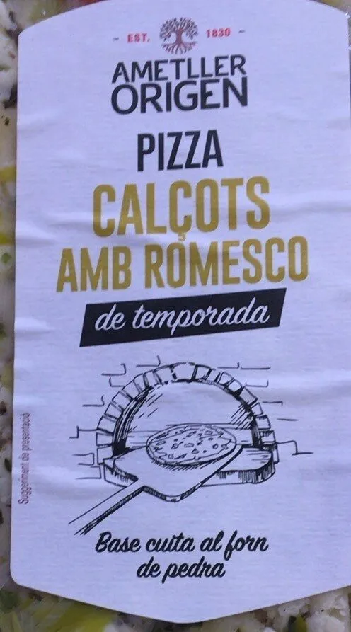 Pizza calçots amb romesco