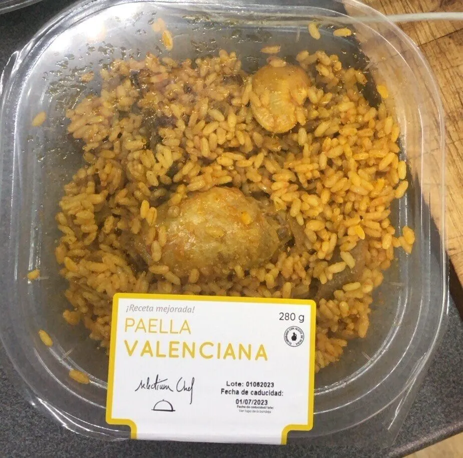Paella valenciana