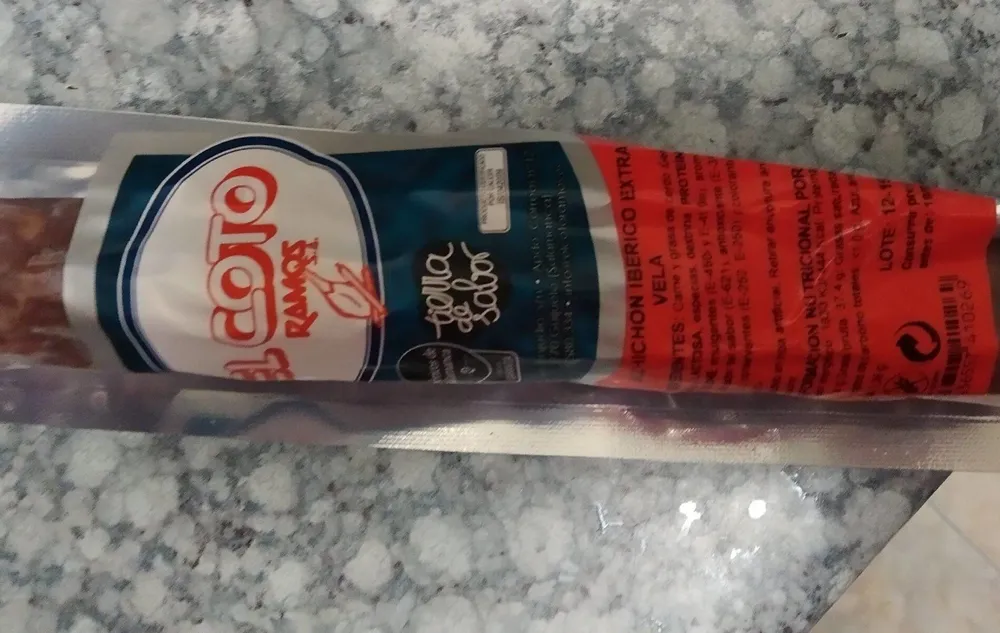 Salchichón ibérico extra