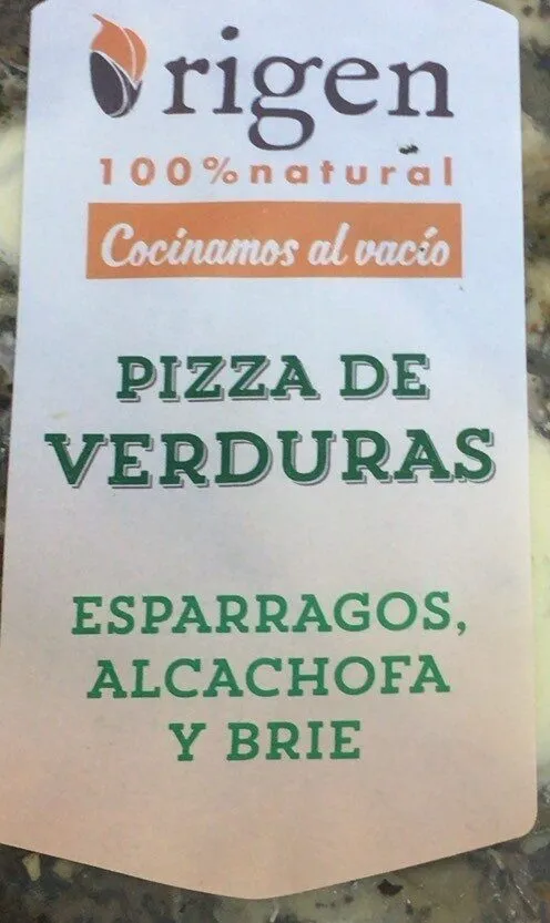 Pizza de Alcachofa, esparragos y brie