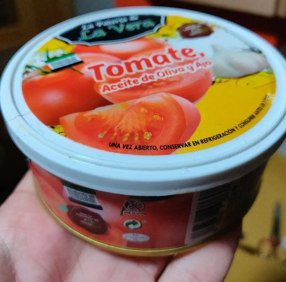 Tomate aceite de oliva y ajo