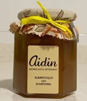 Mermelada artesana de albaricoque con almendra