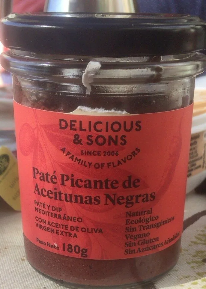 Paté picante de aceitunas negras