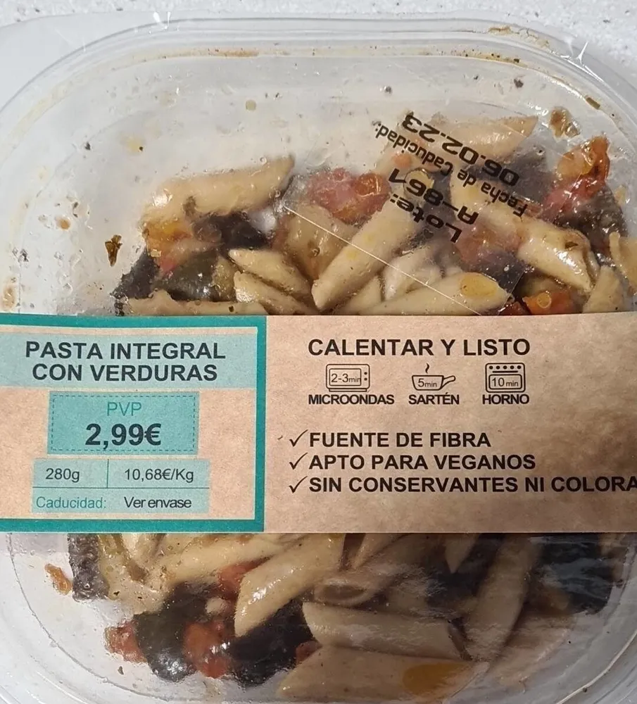 Pasta integral con verduras