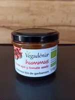 Hummus a los tres ajos y tomate asado