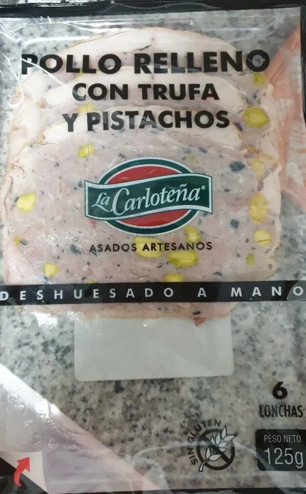 Pollo relleno con trufa y pistachos
