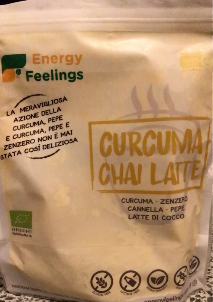 Curcuma chai latte