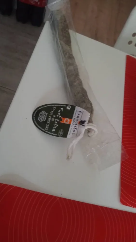 Fuet Extra a las Finas Hierbas