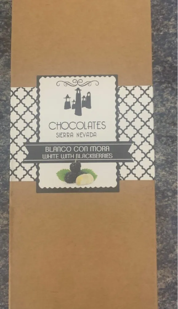 Chocolate blanco con mora