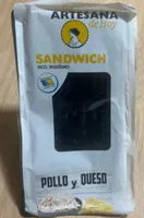 Sandwich Pollo y Queso