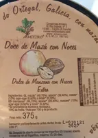Dulce de manzana con nueces