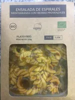 Ensalda de espirales mediterránea con hierbas provenzales