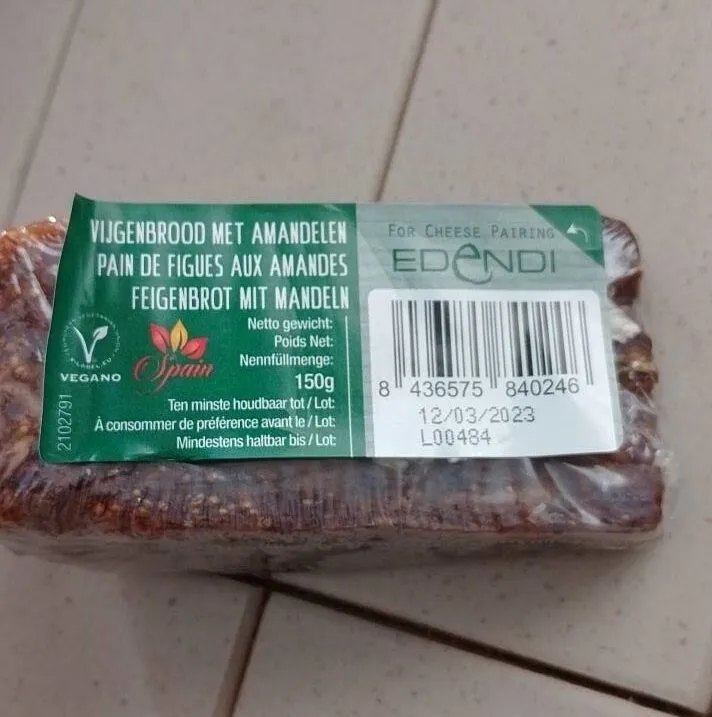 Pain de figues aux amandes