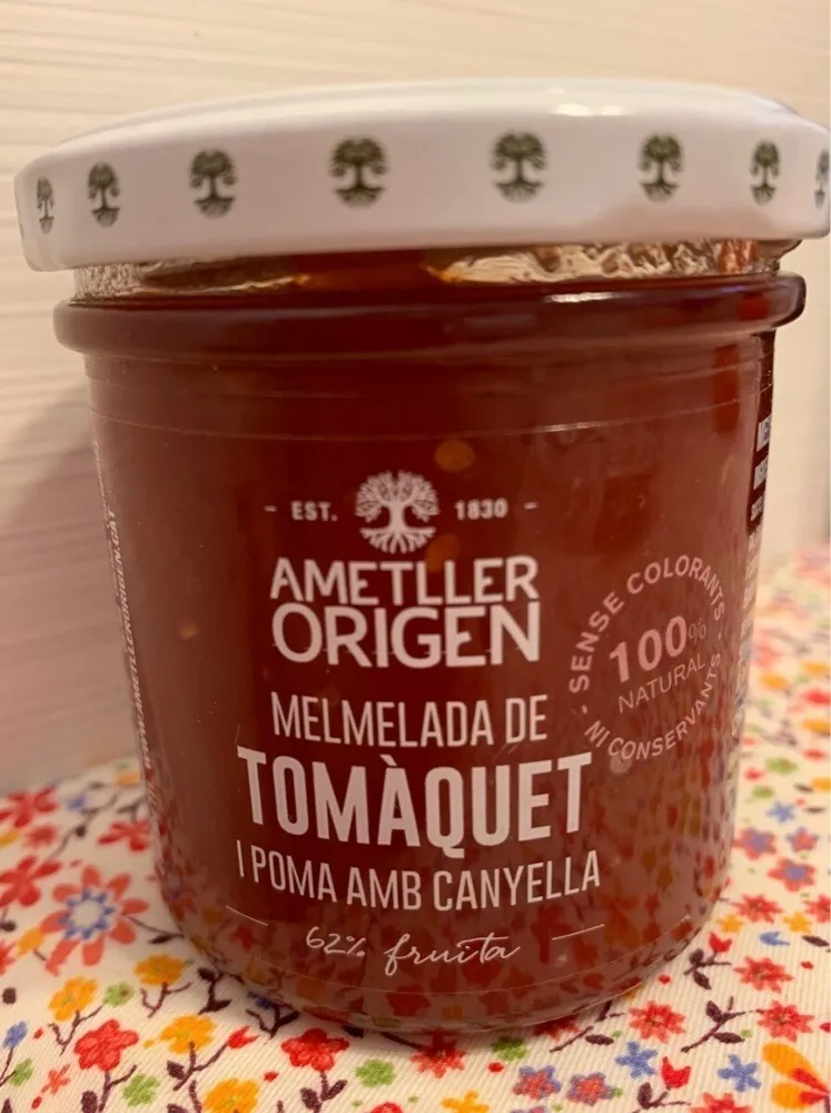 Melmelada de tomàquet i poma amb canyella