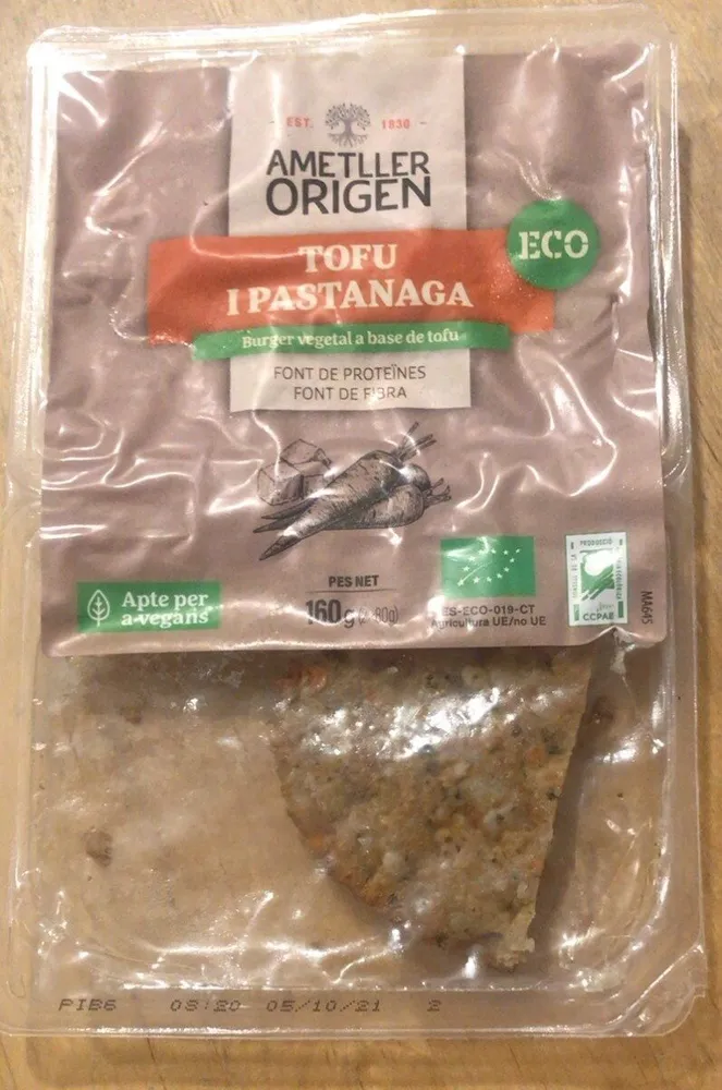 Burger vegetal tofu i pastanaga