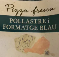 Pizza fresca de pollastre i formatge blau
