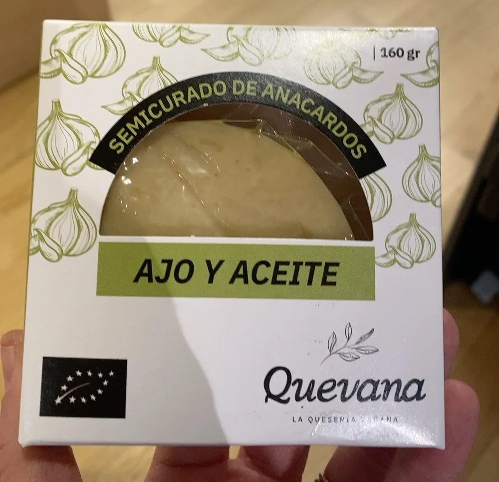 Queso vegano anacardos ajo y aceite