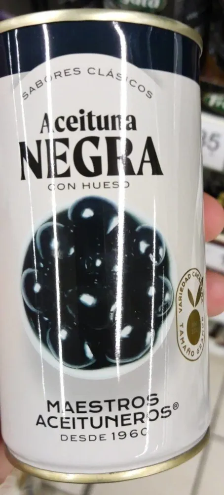 Aceituna negra con hueso