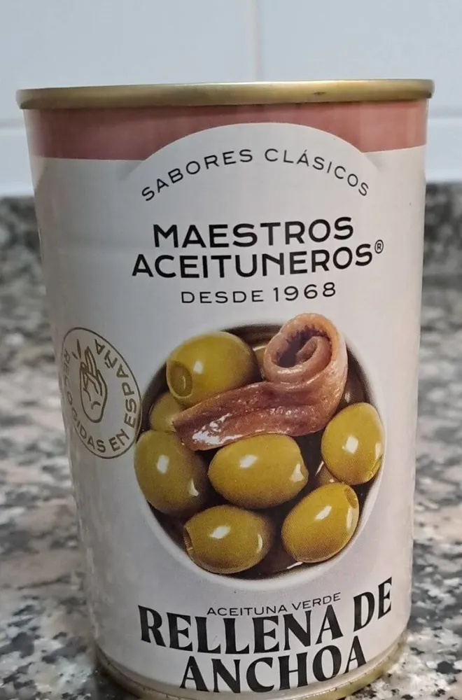 Aceituna verde rellena de anchoas