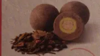 Red tea bonbons