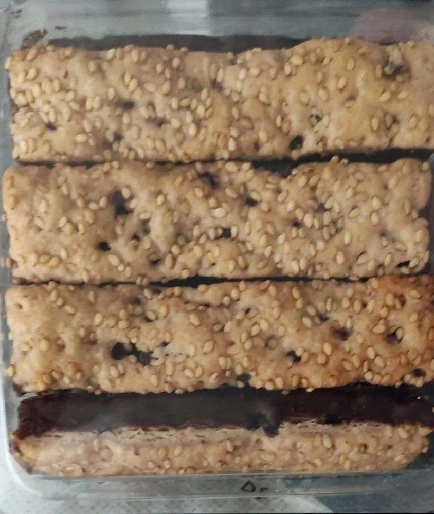 Barrita de Hojaldre Integral con Sesamo Perlas de Chocolate