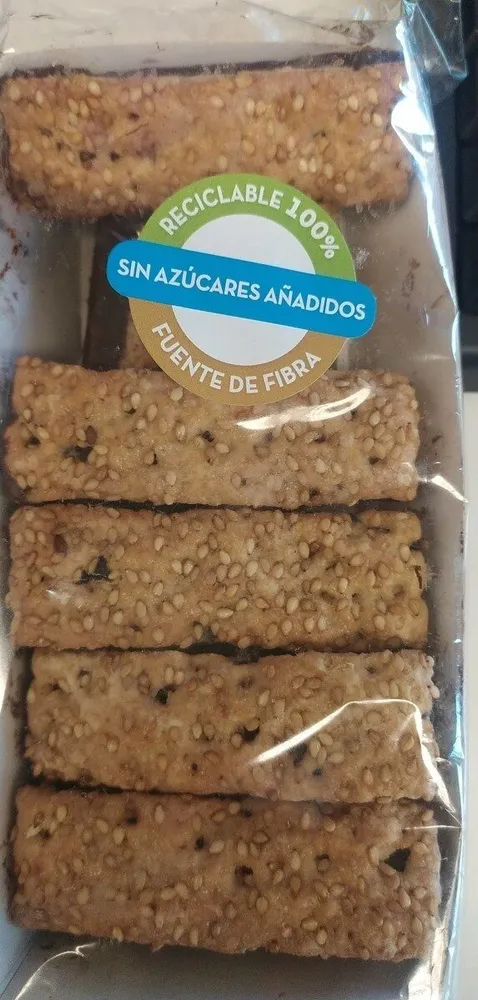 Barrita de hojaldre con sésamo y chocolate