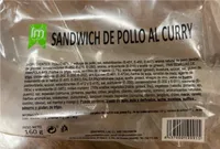Sandwich de pollo al curry
