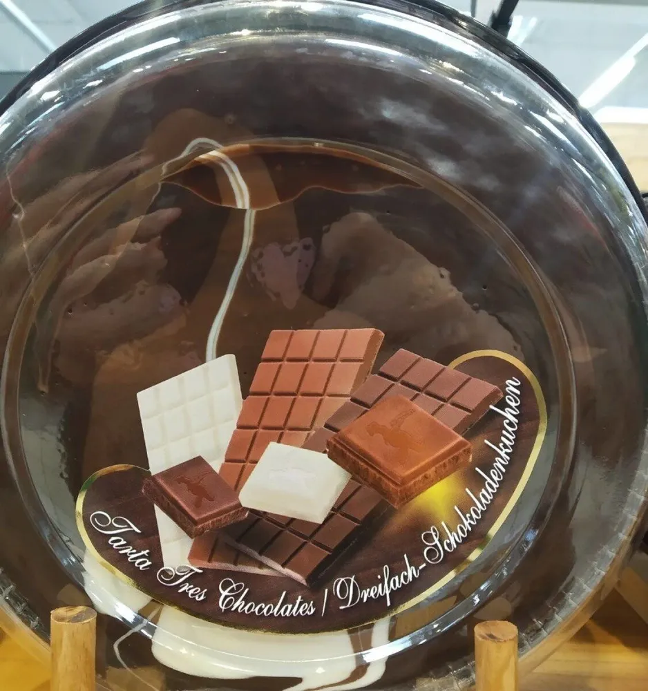 Tarta tres chocolates