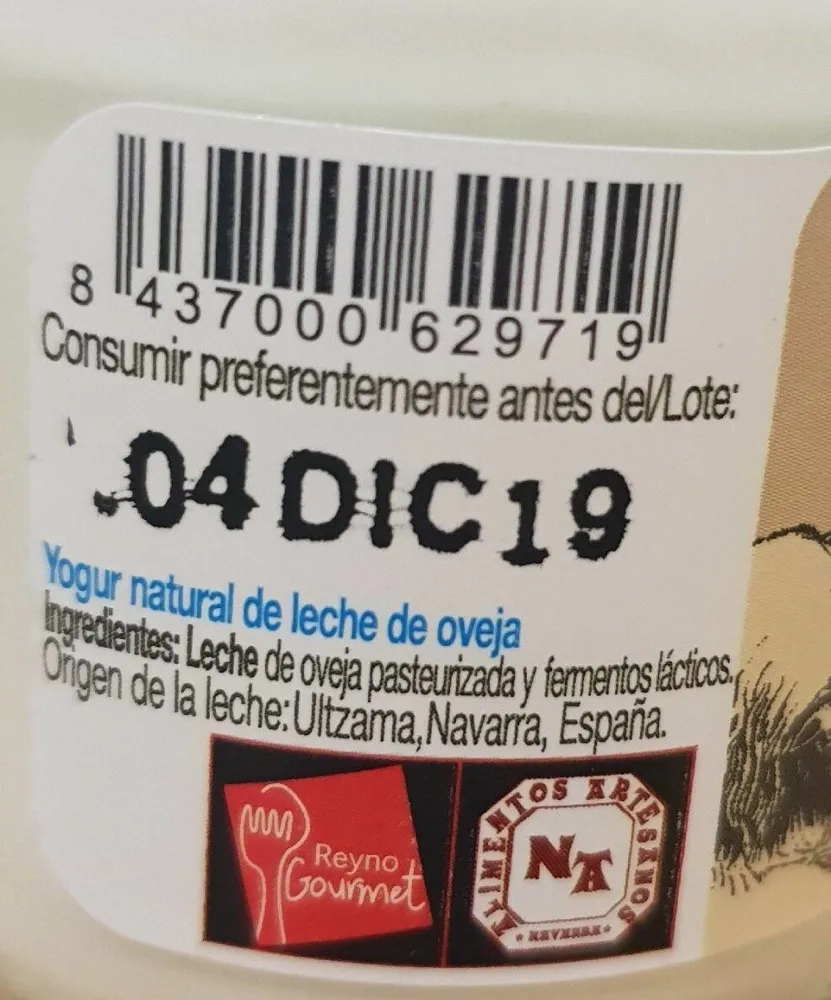 Yogur cremoso de leche de oveja