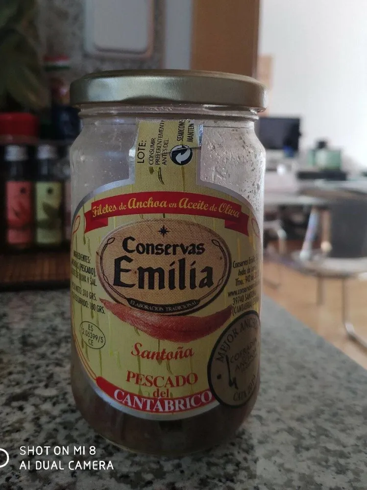Filetes de anchoa saladas conservas Emilia