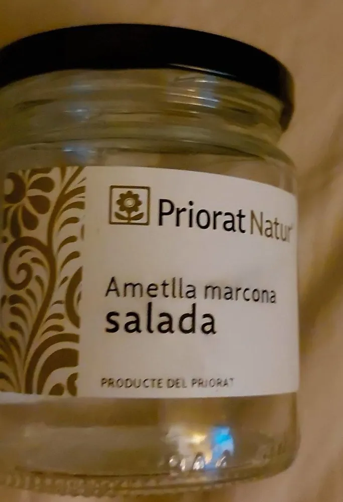 Ametlla marron salata