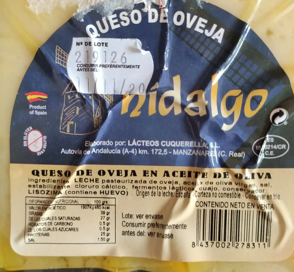 Queso de oveja en aceite de oliva