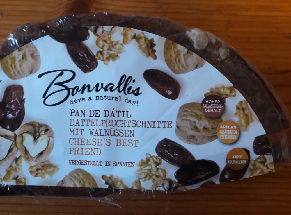 Pan de dátil / Dattelfruchtschnitte mit Walnüssen