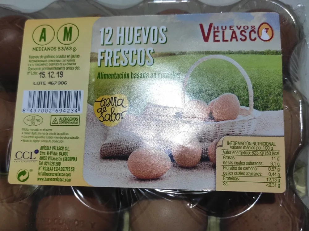 12 huevos frescos