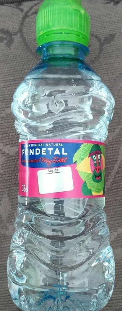 Agua mineral natural