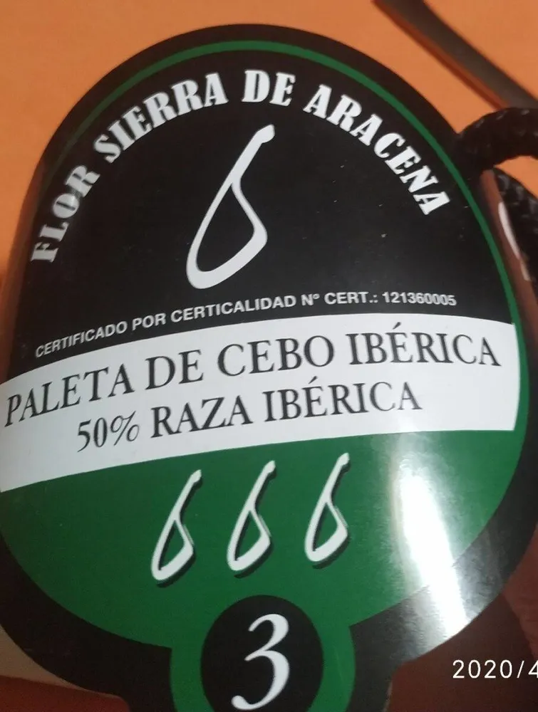 Paleta de cerdo de aracens