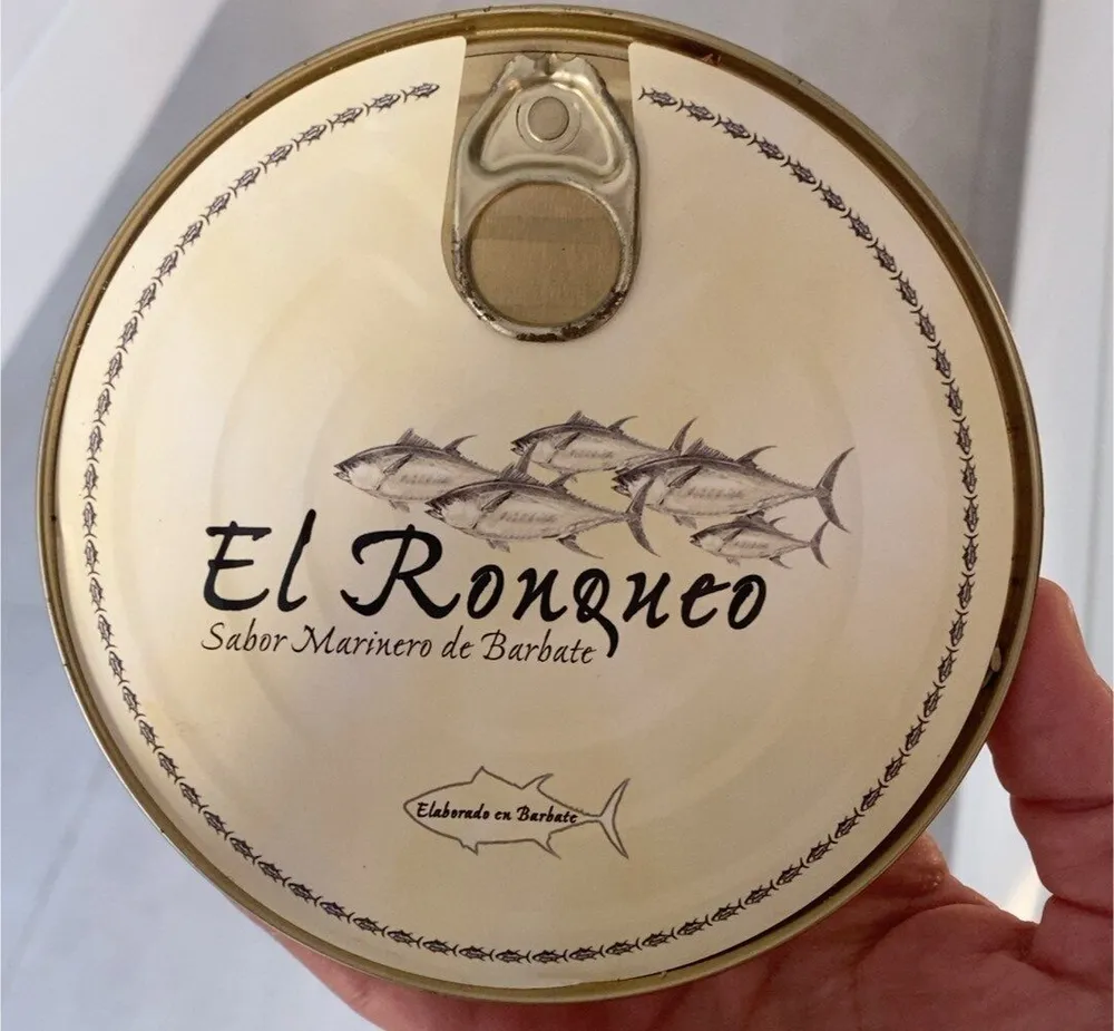 Ventresca de atun encebollado