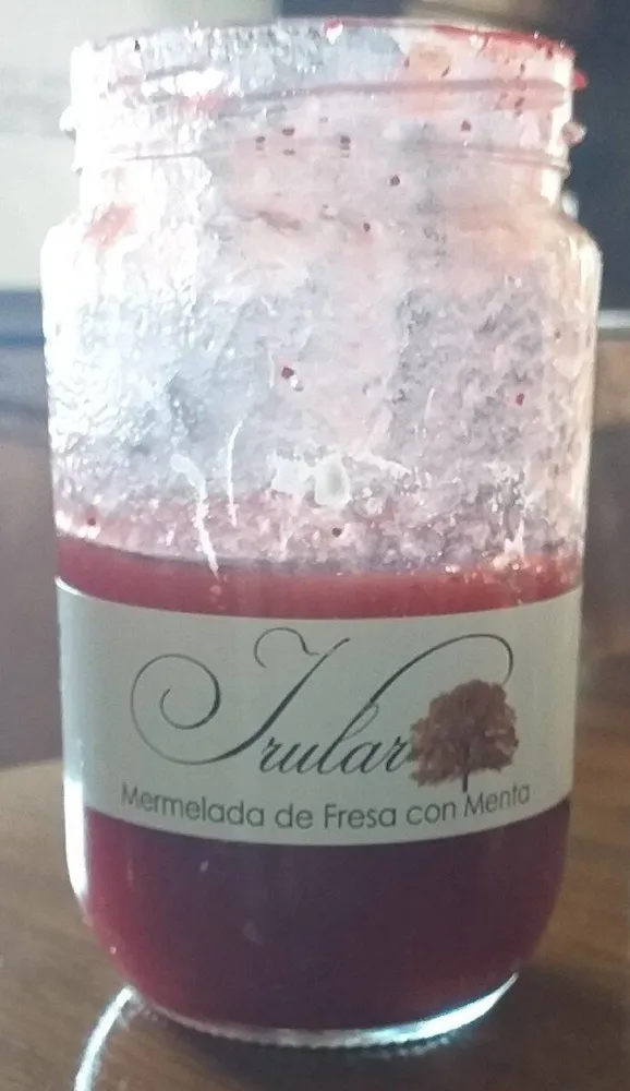 Mermelada de fresa con menta