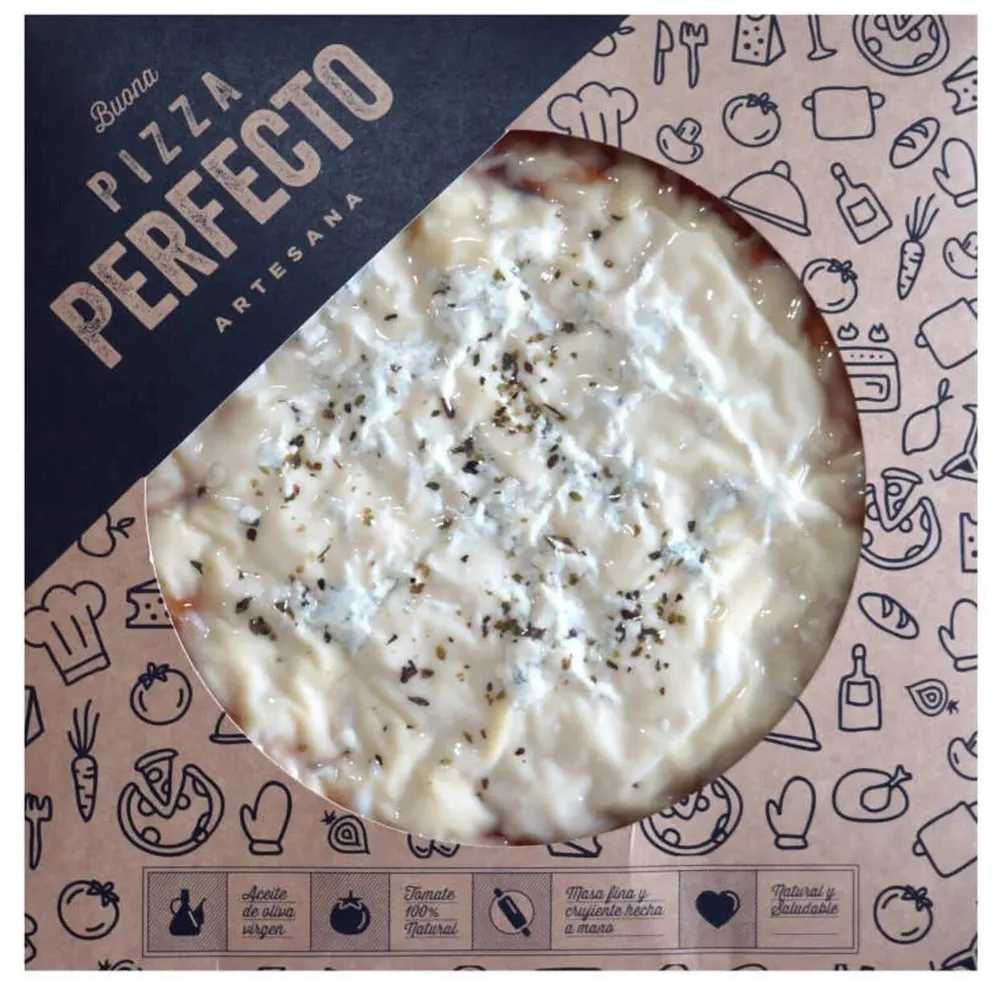 Pizza de 4 quesos con rulo de cabra
