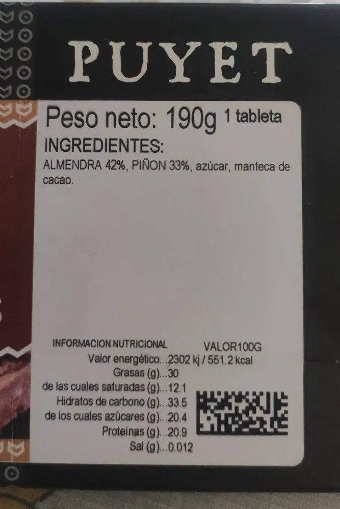 Turron chocolate, praliné y piñones castellanls