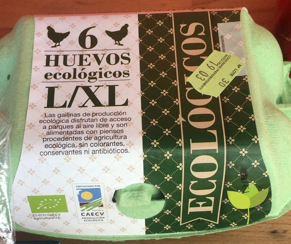 Huevos frescos ecológicos