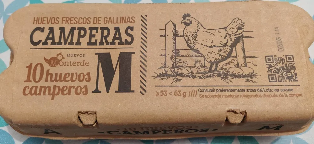 Huevos frescos de gallinas camperas