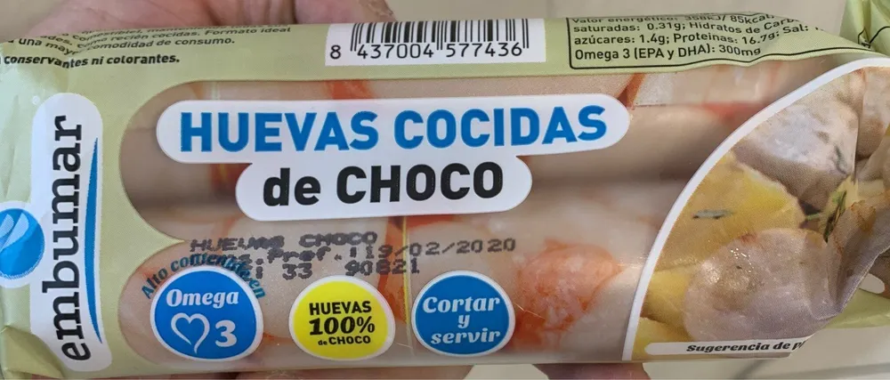 Huevas cocidas de choco