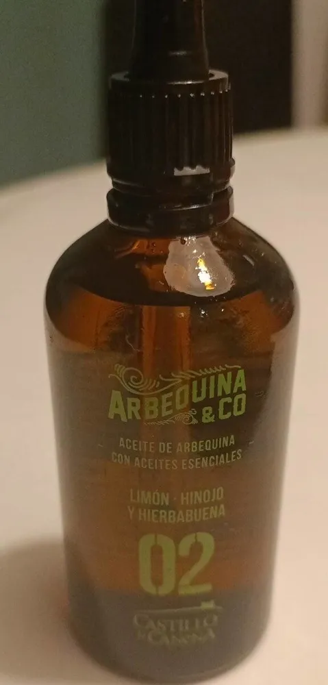 Aceite de arberquina con aceites esenciales